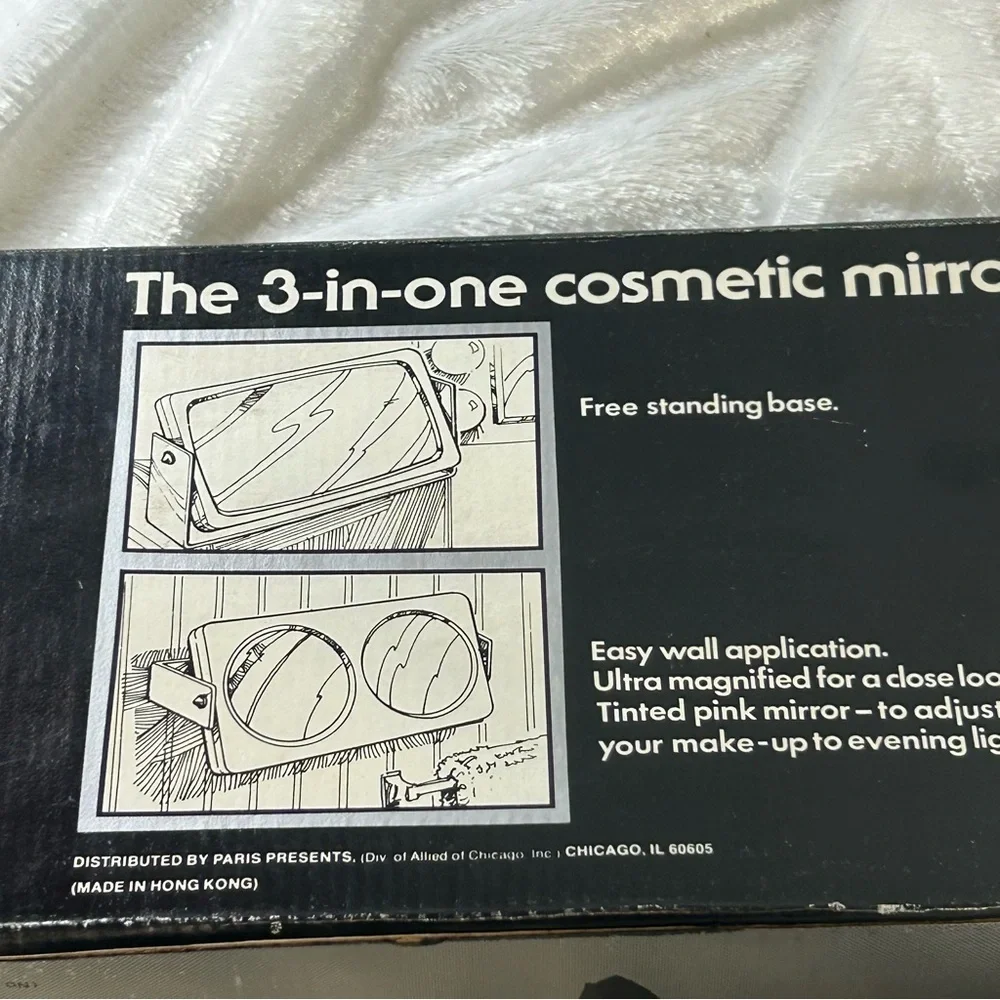 Vintage Mon Image Makeup mirror by Paris presents. New inbox.‎ Retro 80s.